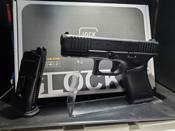 【値下げ可】BATON AIRSOFT G19 Gen5 MOS Co2 ガスブローバック SRC