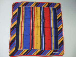 クリスチャンディオール　ChristianDior スカーフ 絹１００％　シルクスカーフ・約65ｃｍ×65ｃｍ　 ロゴ CD
