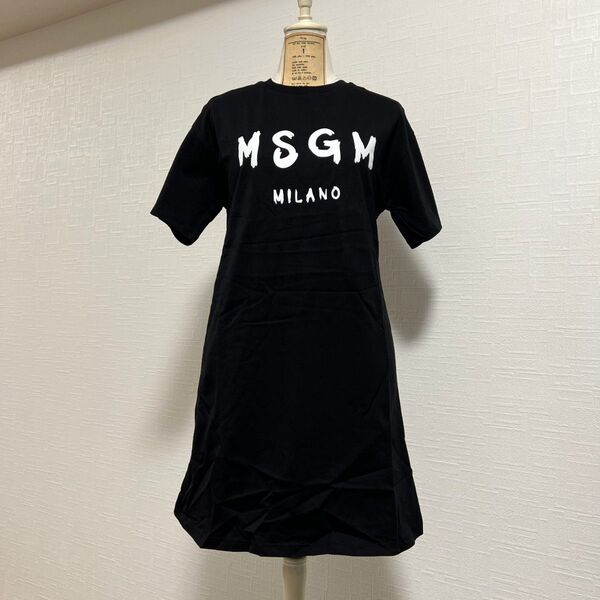 新品未使用タグ付き MSGM ロゴ MILANO ワンピース 半袖 Tシャツワンピース ブラック 黒 M