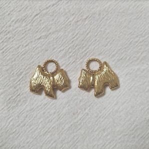テリア モチーフ ピアス チャーム