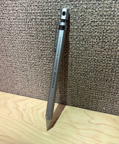 ステッドラー ヘキサゴナル シャープペンシル※ 傷多数・塗装ハゲあり