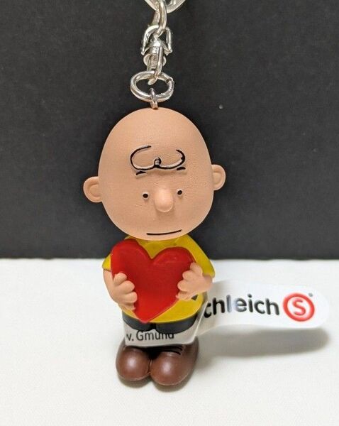 SNOOPY スヌーピー チャーリー・ブラウン pvcフィギュア アメトイ キーホルダー チャーム peanuts