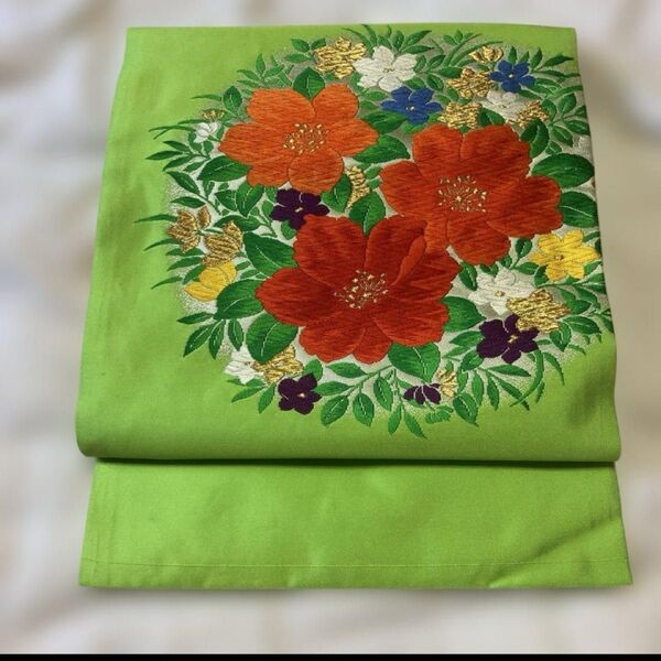 名古屋帯 黄緑 オレンジ 赤 金 緑 白 紫 青 刺繍 花