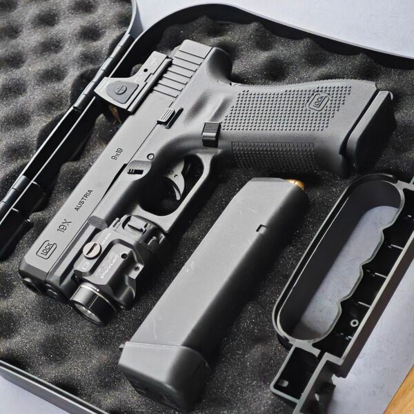 Glock19X Mos カスタムスライド フィンガーアクションブローバック 排莢式 モデルガン G19X グロック voisky
