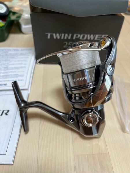 SHIMANO シマノ 24ツインパワー2500S