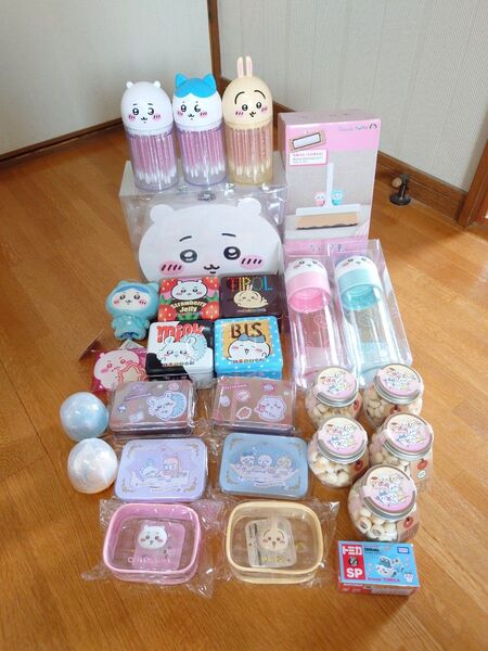 ●ちいかわ●パックンめんぼう●クリーナー●ドリームトミカ●マイボトル●ミニポーチ●レターセット●パペット●チロルチョコ缶●ボーロ●
