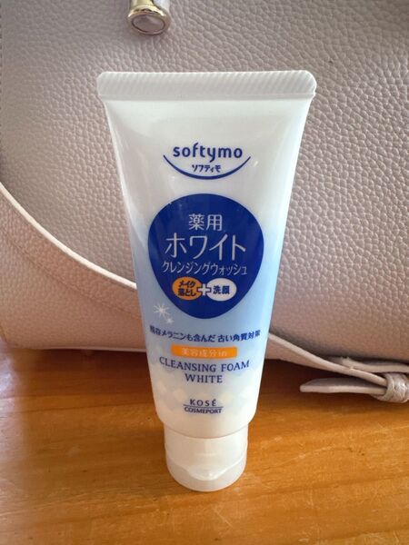 ソフティモ ホワイト 薬用クレンジングウォッシュ ミニ (ホワイト) 60g