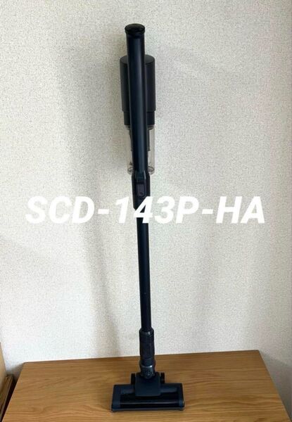 【限定セール】アイリスオーヤマ 充電式サイクロンスティッククリーナー SCD-143P-HA 本体【消毒/清掃/動作確認済】