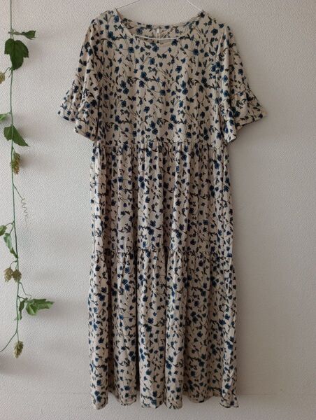 訳あり 新品 Lサイズ 花柄ワンピース