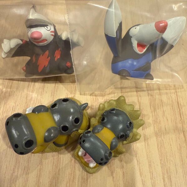 ポケモンキッズ 指人形 ソフビ カバルドン モグリュー ドリュウズ モンコレ ポケットモンスター