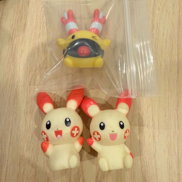 ポケモンキッズ 指人形 ソフビ プラスル リーシャン モンコレ ポケットモンスター