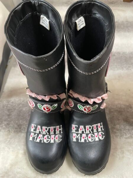 EARTH MAGIC 黒いロングブーツ 19cm