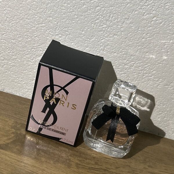 【イヴサンローラン YVESSAINTLAURENT】モンパリ オーデパルファム 7.5ml 試供品 持ち運び便利 ミニサイズ