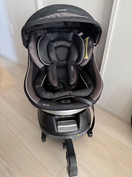 コンビ チャイルドシート クルムーヴISOFIX サンシェード、新生児用シート