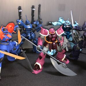 組み立て済 HG ジオン、イフリート系、グフカスタム、ケンプファー 5体 ※破損、欠品あり、ジャンク 塗装や改造、パーツ取りに