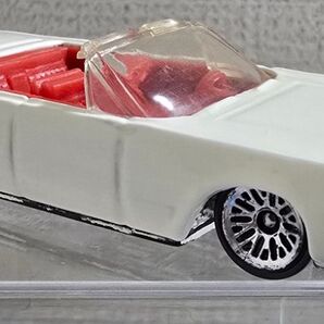 ホットウィール 64 LINCOLN CONTINENTAL ホワイト ●ルース品●