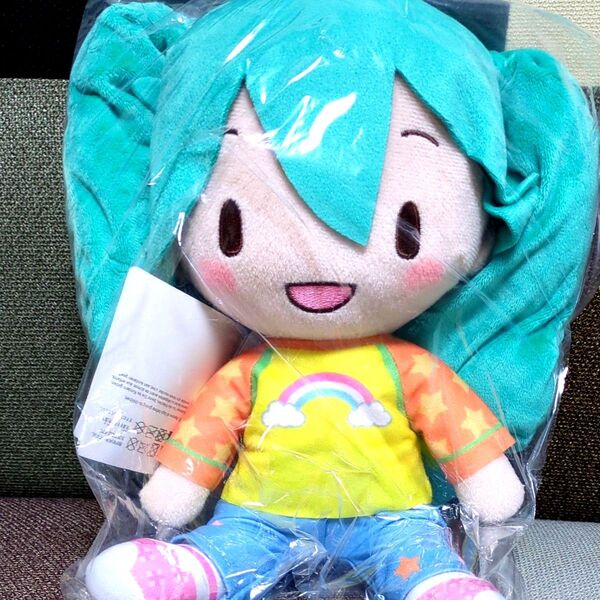 未開封!初音ミク!オシャレ魔女ラブandベリー衣装ふわぷちMぬいぐるみ!全長約22センチ