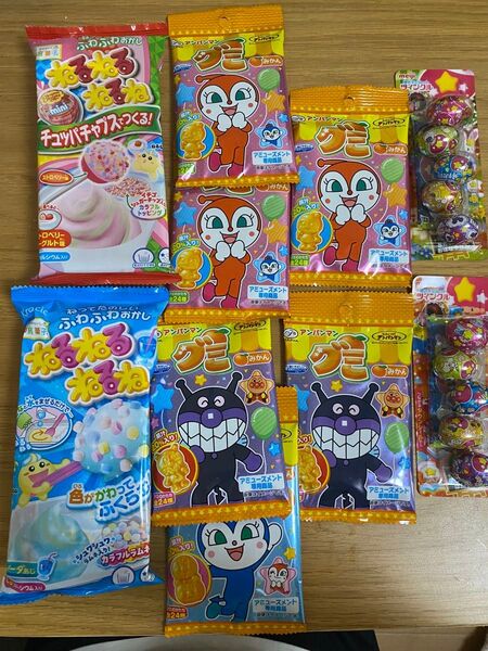 お菓子の詰め合わせ
