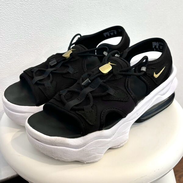 NIKE ナイキ エアマックス ココ サンダル airmax koko 厚底 ホワイト ブラック 黒 白 スポーツサンダル 人気