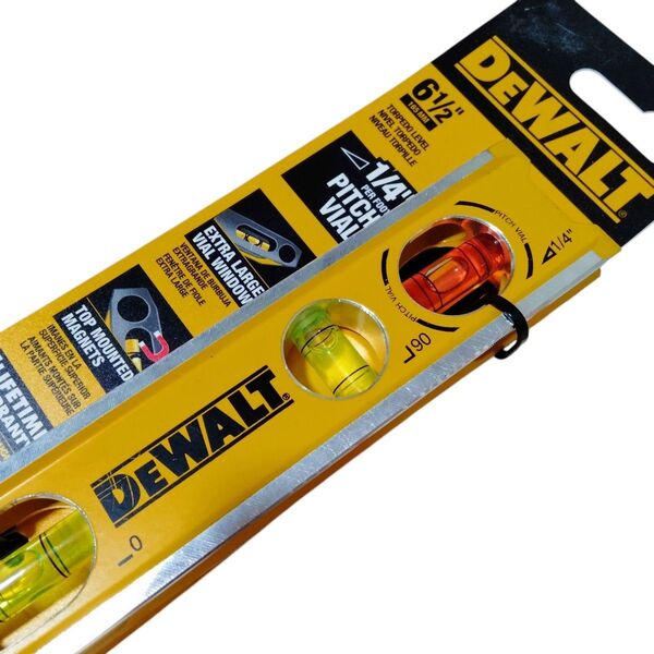 DEWALT デウォルト 水平器 トーピード レベル 6-1/2" 165mm TORPEDO LEVEL マグネット付