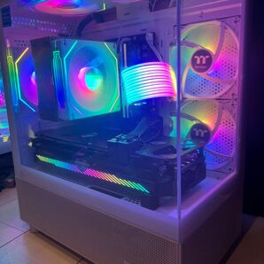 白いゲーミングPC RYZEN7-8700F RX6750XT