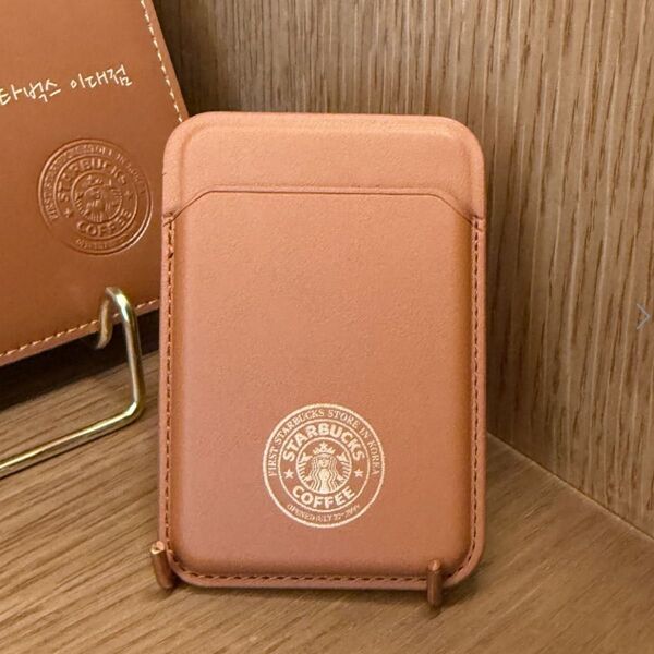 【限定】韓国スターバックス 梨大R店限定 マグネットカードホルダー 韓国1号店 BROWN