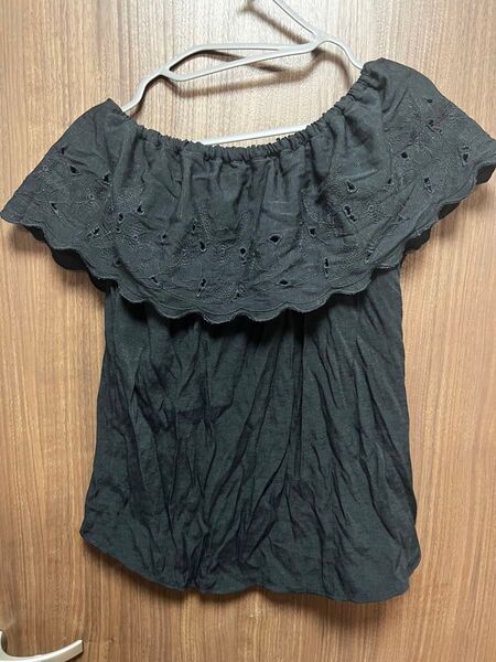 GU オフショルダーカットソー L