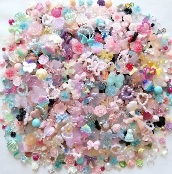 【*3Dネイルパーツ&ラインストーンMIX25g】【おまけ付き】レジン封入パーツ★ハンドメイド★小さ目のデコパーツ★福袋★素材材料