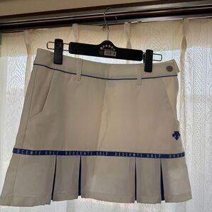DESCENTE GOLF ゴルフスカート オフホワイト ネイビー