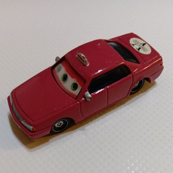 レア 美品 カーズ マテル ミニカー VERNS TAXI タクシー サーモンピンク