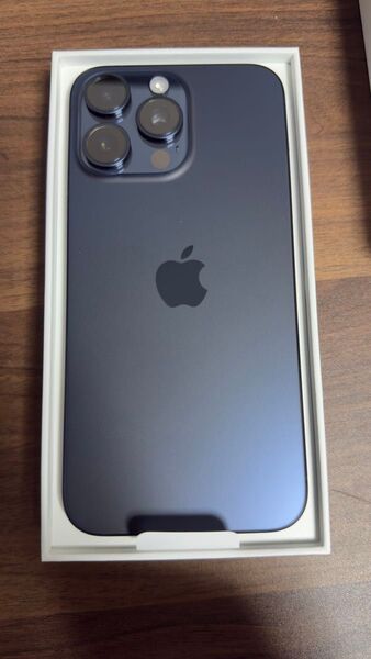 iPhone 15 Pro Max 256GB ブルーチタニウム 中古 SIMフリー