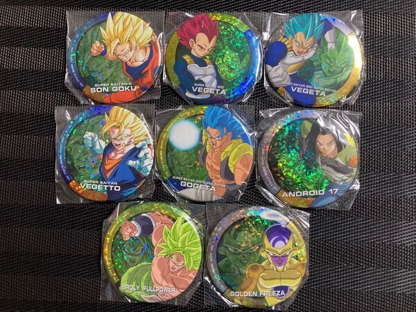 ドラゴンボール セガ限定 ホログラム 缶バッジ 孫悟空 ベジータ ベジット ゴジータ 17号 ブロリー ゴールデンフリーザ