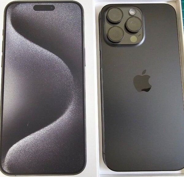 iPhone15 pro max 256GB ブラックチタニウム 国内版 SIMフリー