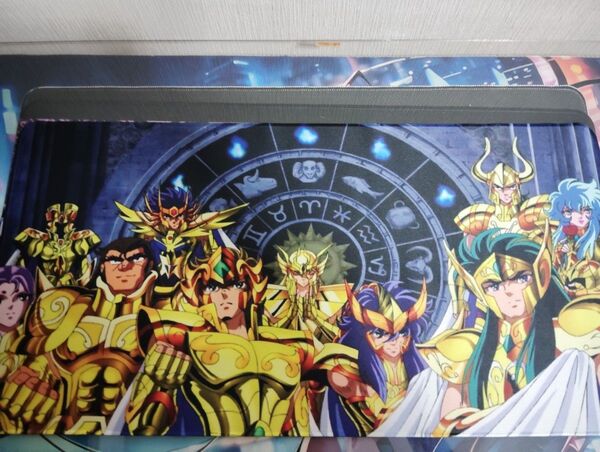 聖闘士星矢 黄金聖闘士 デスク・マウスパッド