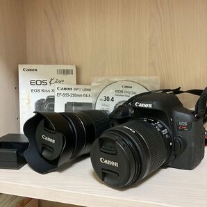 Canon EOS Kiss X8i ダブルズームキット