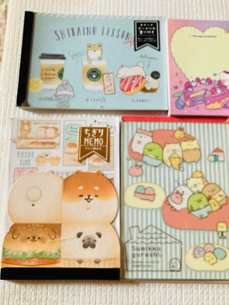 メモ帳etc9冊.1個に柄が3.4個有ります.お得な商品です.リピ様割200円引きクーポン使ってね。