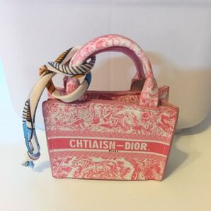 バックチャーム