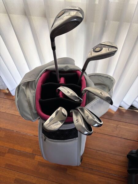 Callaway レディース ゴルフクラブセット まとめ売り。初心者セットです。※ドライバーがありません。