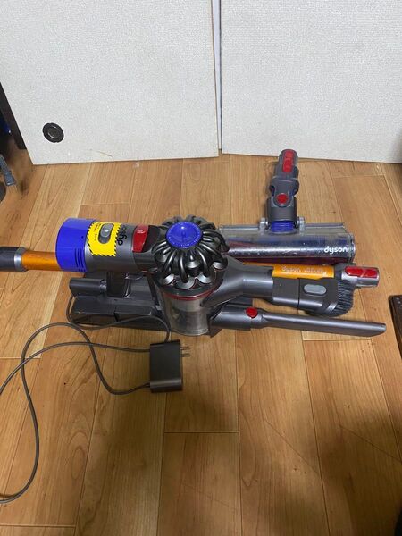 Dyson V8 fluffy 動作品