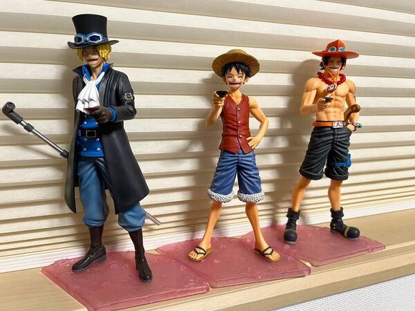 ワンピース スペシャルエピソード 兄弟の盃 フィギュアコンプ全3種セットまとめ売り ONE PIECE ルフィ エース サボ