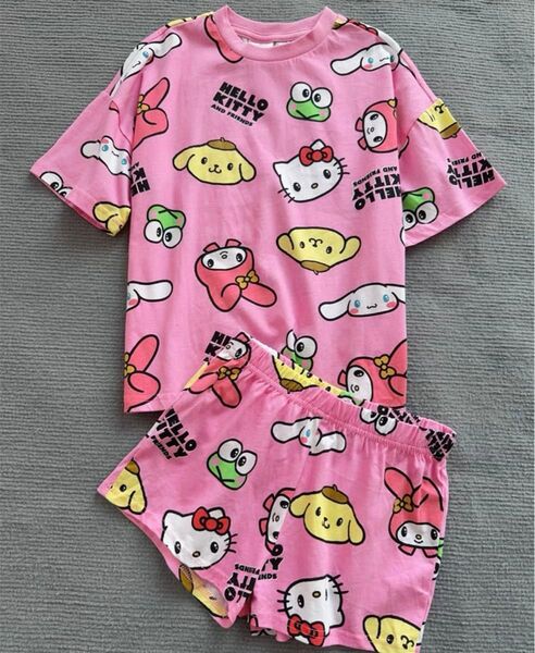 女の子 サンリオキティちゃん 半袖Tシャツ 140cm 上下セット 訳あり