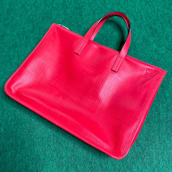 ロエベ LOEWE ビジネスバッグ エンボスロゴ レッド アナグラム 大容量