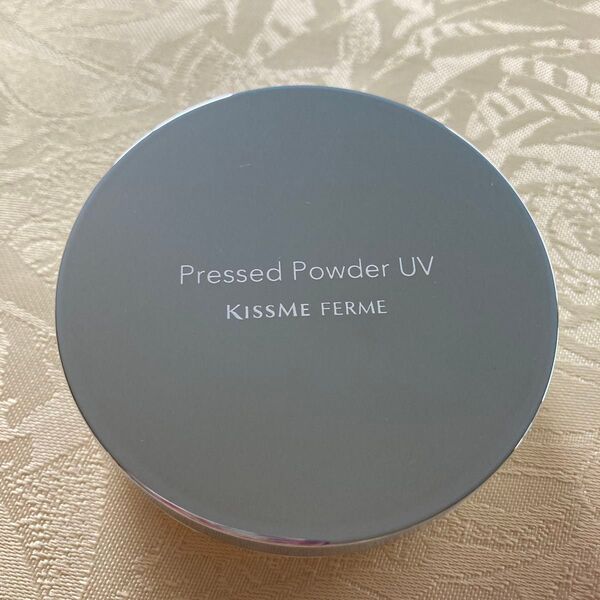 キスミーフェルム KISSME FERME プレストパウダーUV 01 ルーセント SPF50 PA+++