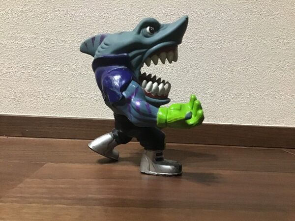 STREET SHARKS ストリートシャーク フィギュア