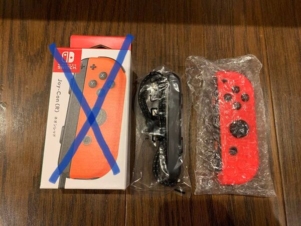 新品未使用 Joy-Con Nintendo Switch ネオンレッド 右 箱無し