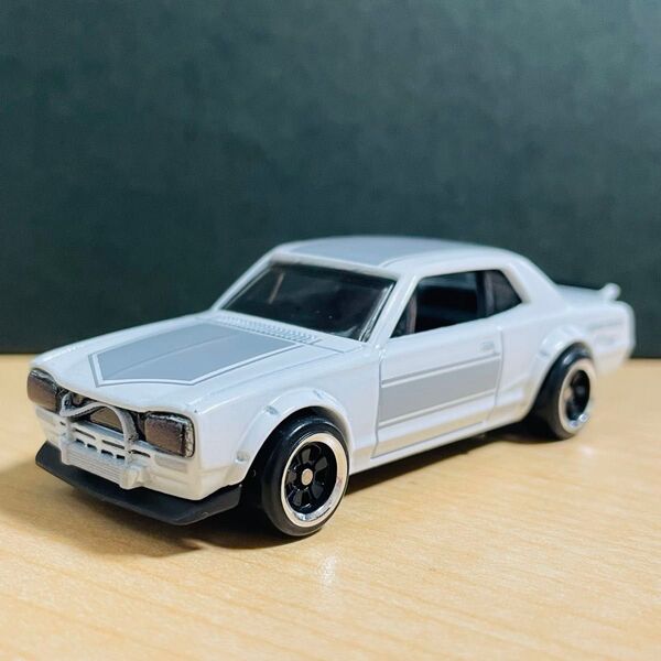 ホットウィール 日産スカイライン 2000GT-X NISSAN SKYLINE