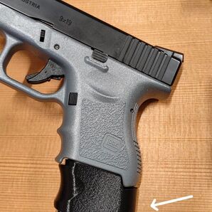 グロック26用グロック17マガジンアダプター g26にg17のマガジンを使える