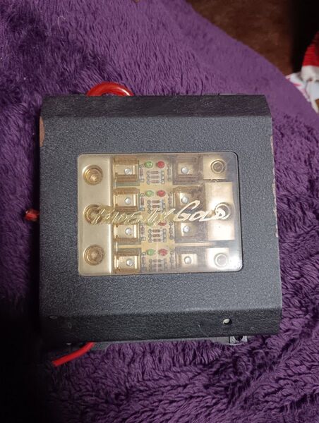 Phoenix Gold USA audio ヒューズボックス