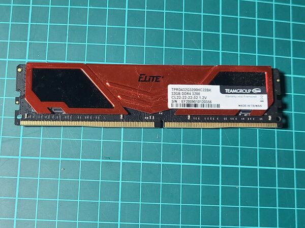 TPRD432G3200HC22BK 1枚 DDR4-3200 デスクトップ用 メモリ 3200Mhz PC4-25600 2