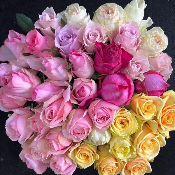 産地直送!鮮度抜群!《切り花 ・生花 》おまかせミックス 30㎝SMサイズ 40本 薔薇 花束